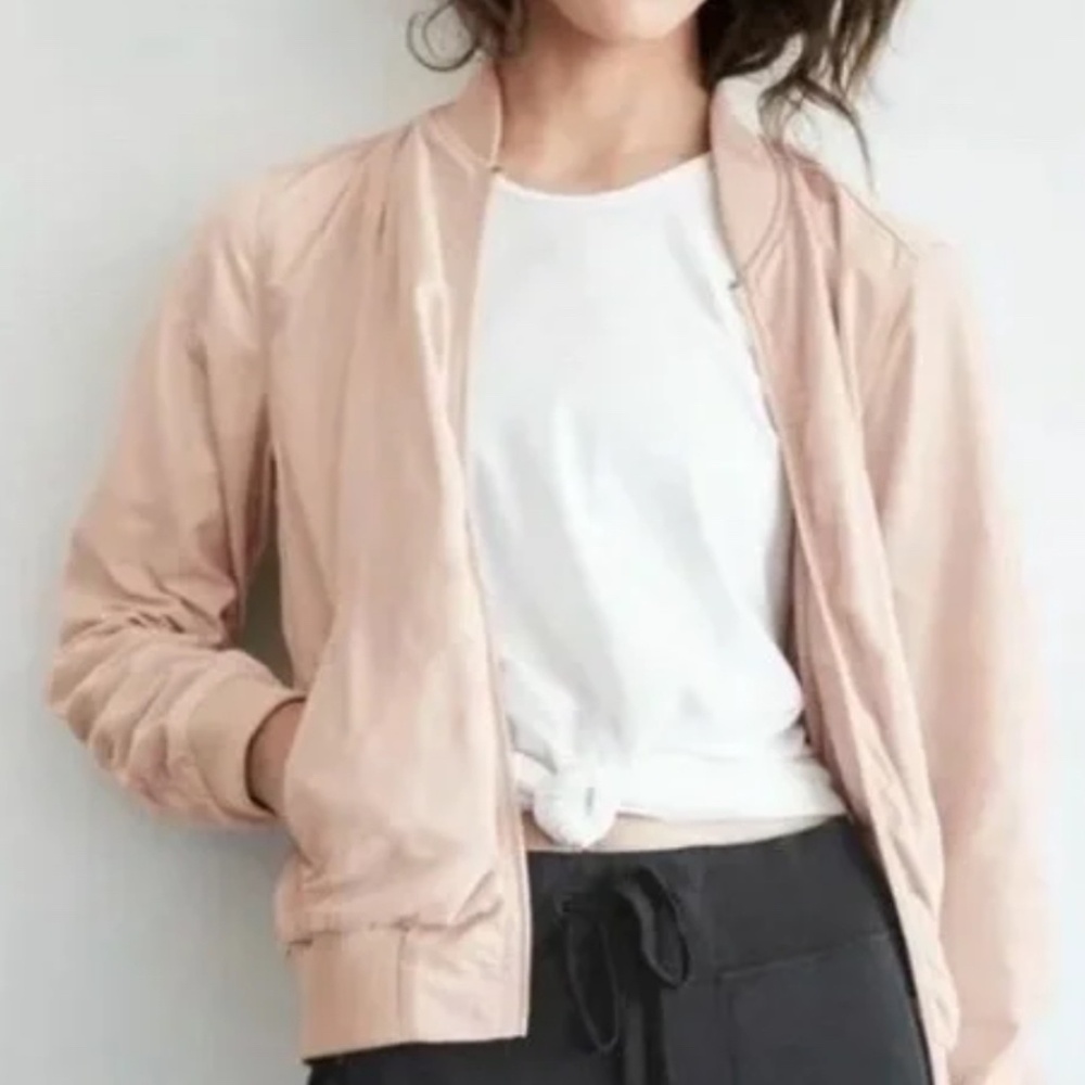 NWT ZELLA SATIN BLUSH RUCHED BOMBER JACKET BEIGE DUNE XS